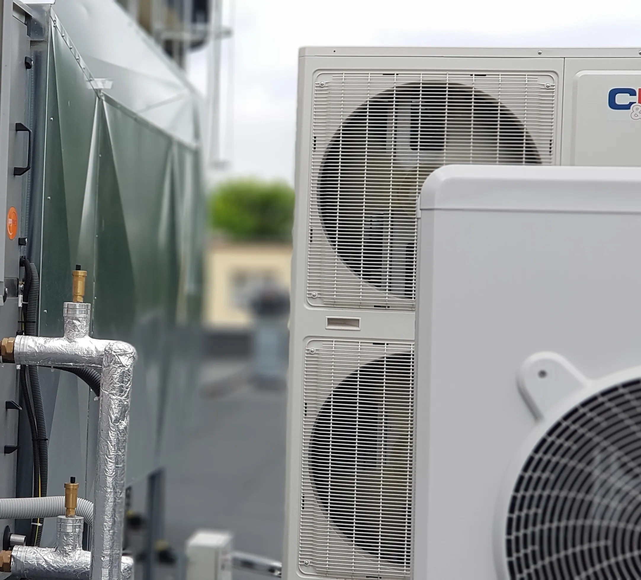 Instalacje HVAC na dachu